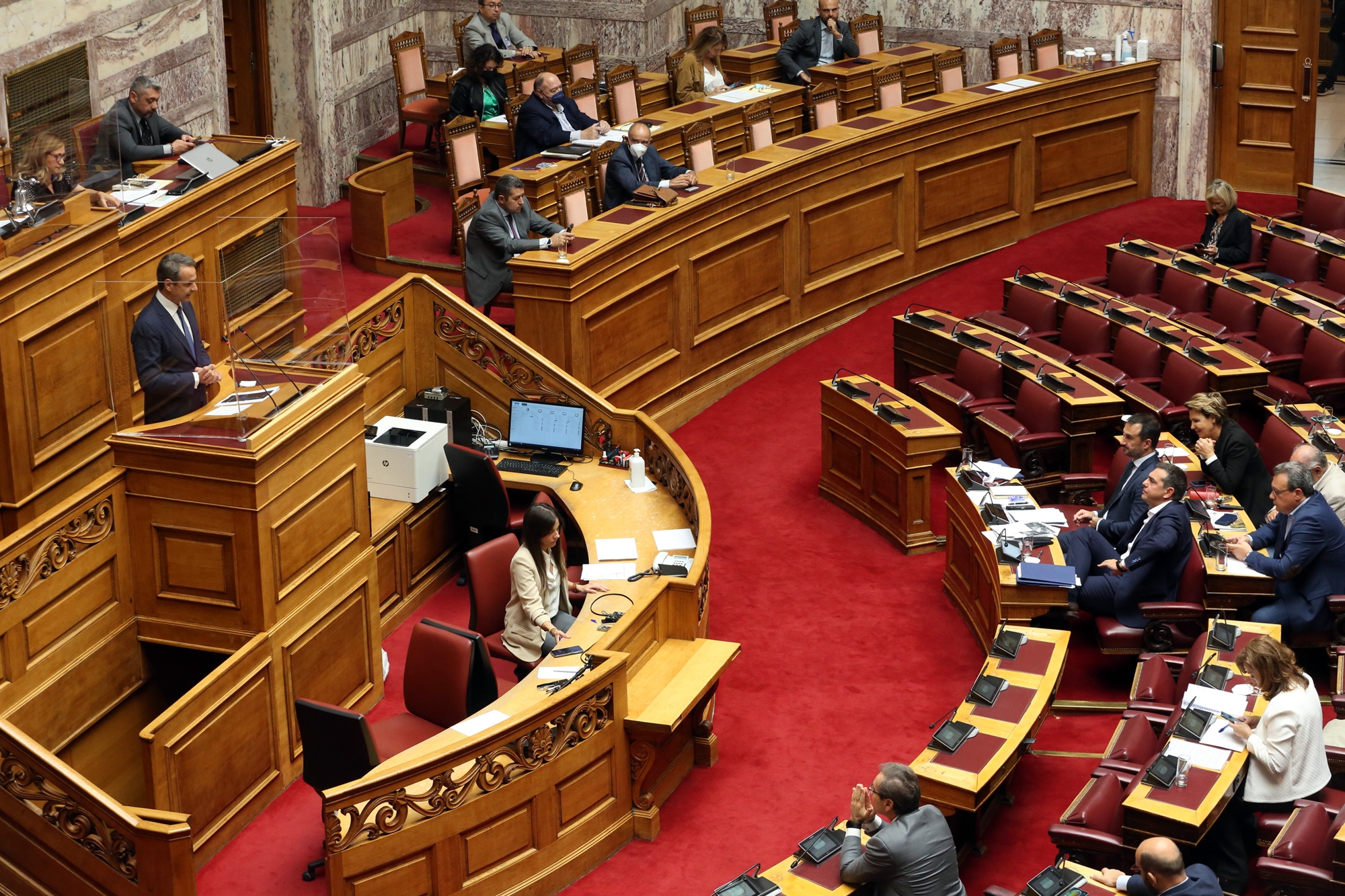 πρόταση-δυσπιστίας-τα-όπλα-των-αρχη-562248460