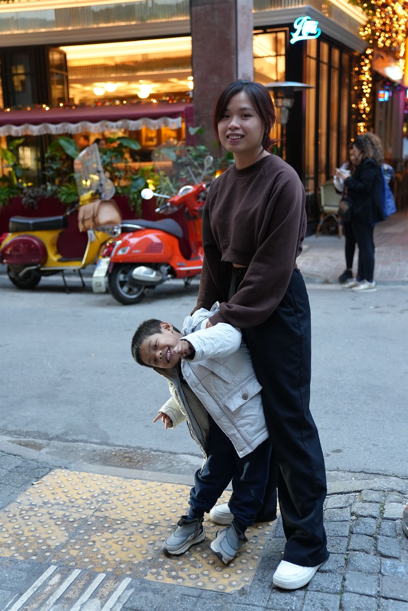 «Επάγγελμα Φιλιππινέζα» για μια ζωή-2