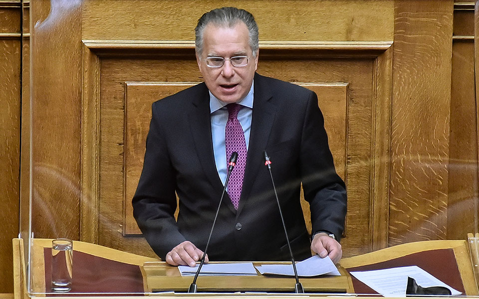 κουμουτσάκος-γιατί-θα-παραστώ-στην-κη-562229893