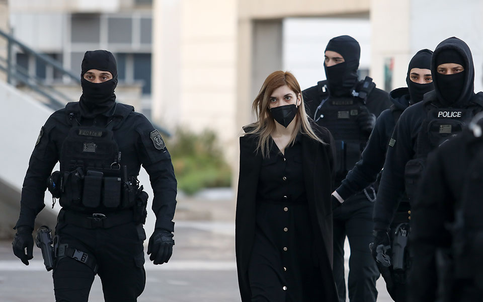 πισπιρίγκου-διακόπηκε-η-απολογία-της-562223680