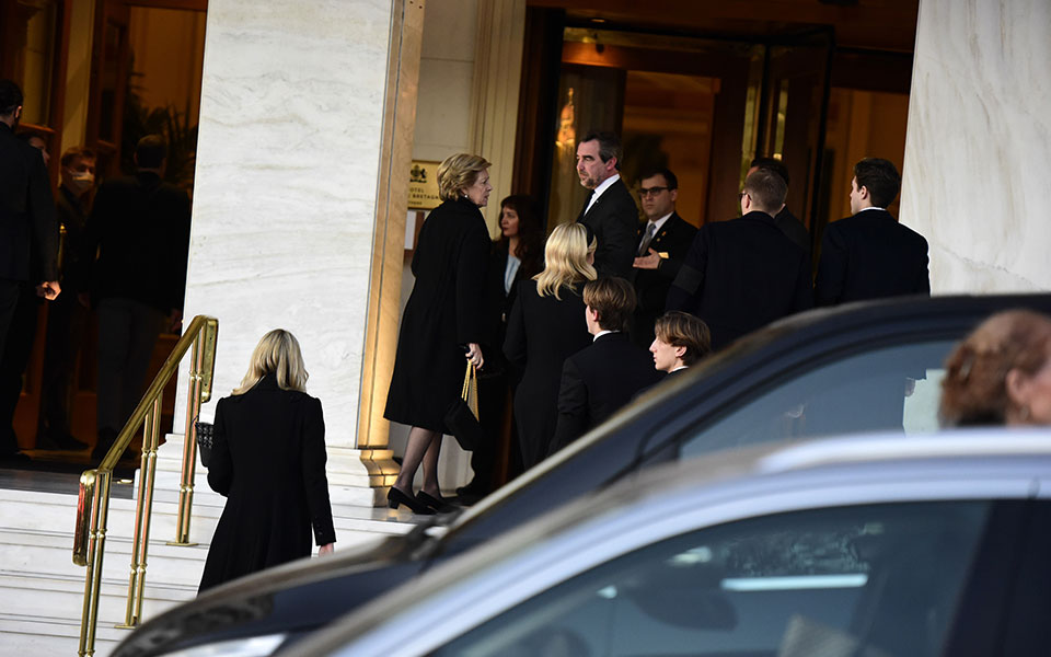 γεύμα-σε-250-άτομα-παρέθεσε-η-οικογένεια-562231378