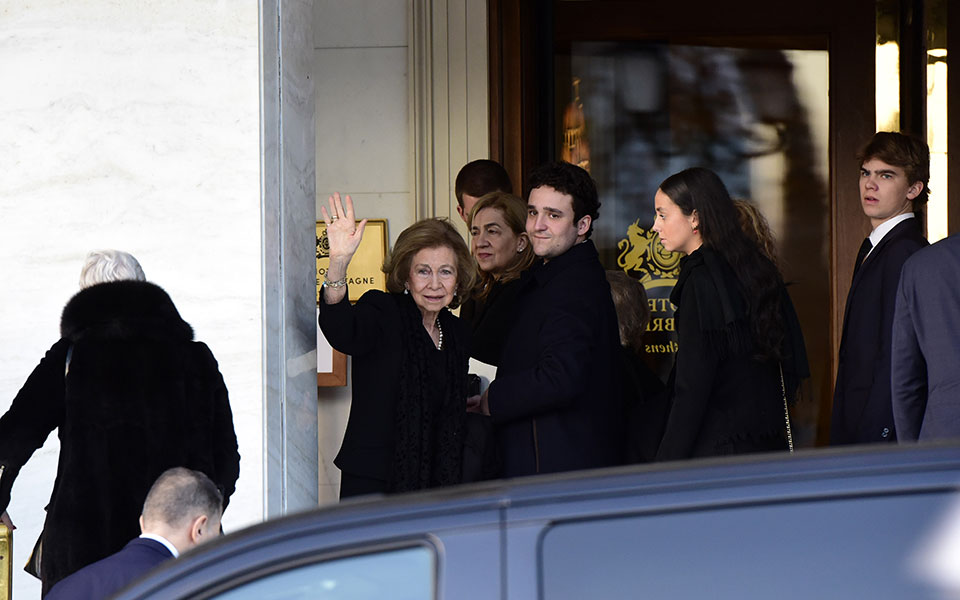 Γεύμα σε 250 άτομα παρέθεσε η οικογένεια του τέως βασιλιά Κωνσταντίνου-4