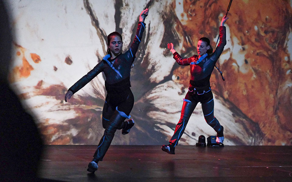 Πατρινό Καρναβάλι: Επίσημη έναρξη με κέφι, χορό και σοκολάτες (εικόνες)-5