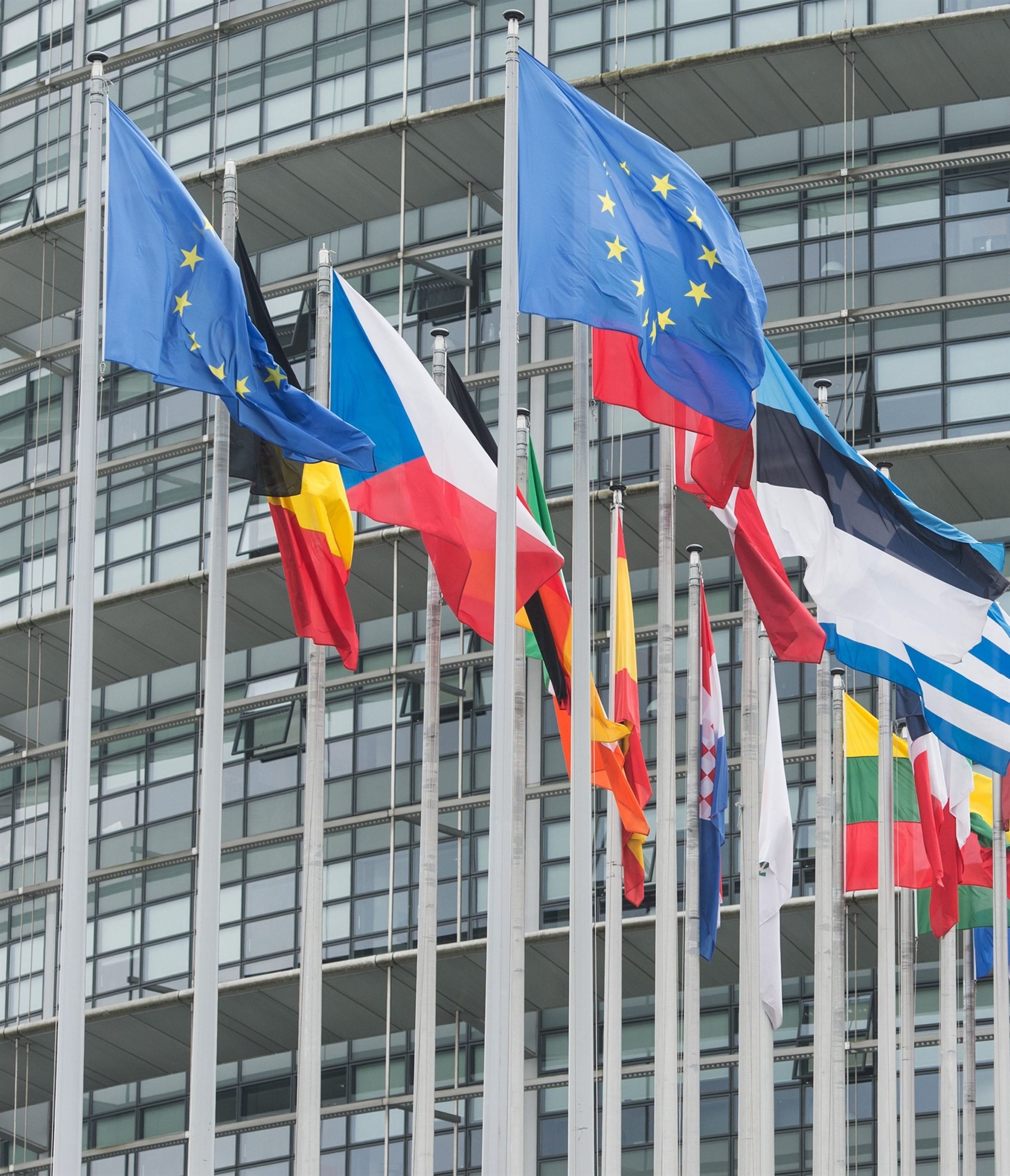 μικρότερη-της-αναμενόμενης-η-ύφεση-στ-562214806