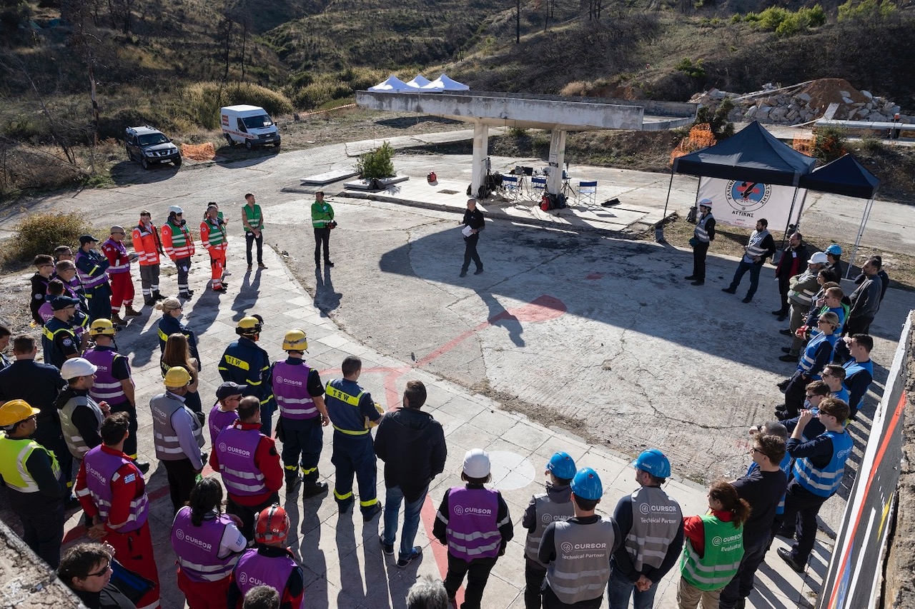 άσκηση-διάσωσης-εγκλωβισμένων-από-σε-562235164