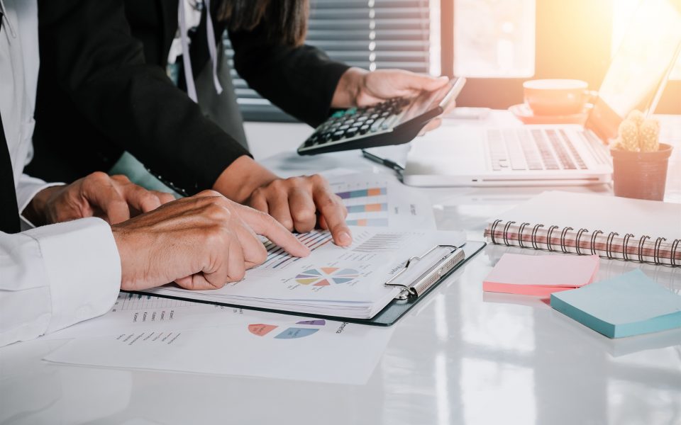 φθηνό-χρήμα-σε-μικρομεσαίες-επιχειρή-562252282