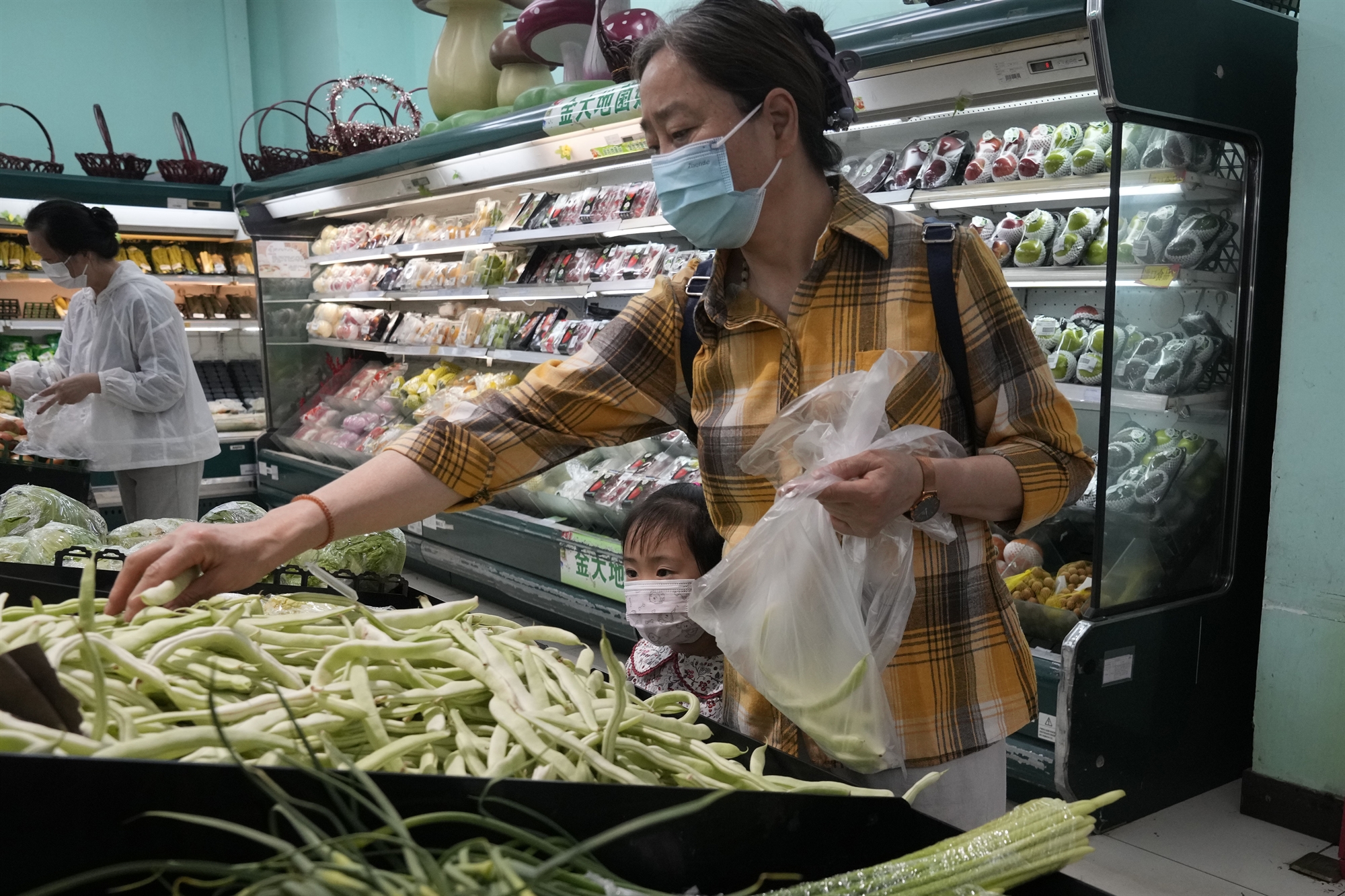 το-χάσμα-πλουσίων-φτωχών-διευρύνθηκ-562232134