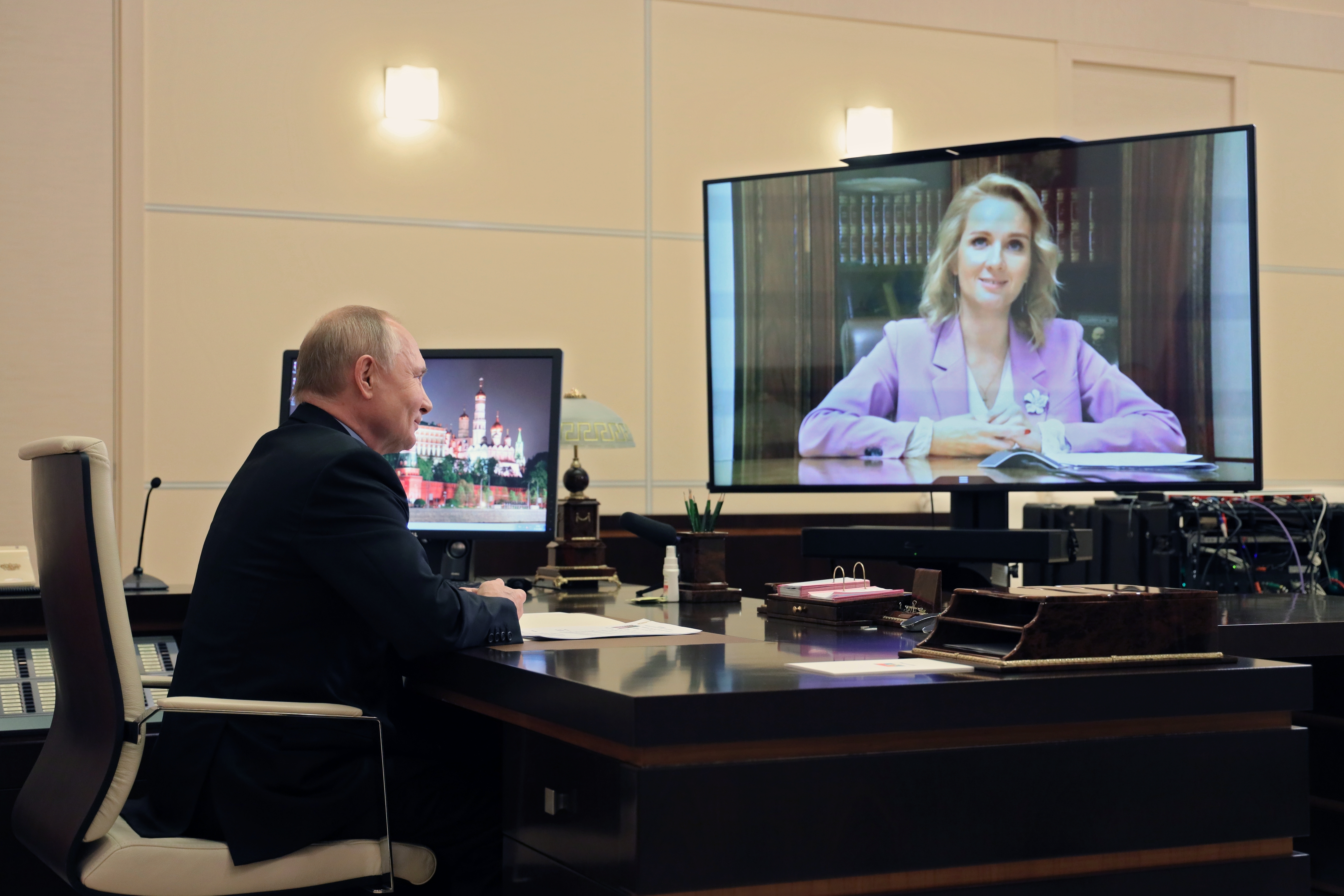 Τα ορφανά του πολέμου, η «ρωσοποίησή» τους και ο ρόλος της «μητέρας της Ρωσίας»-4