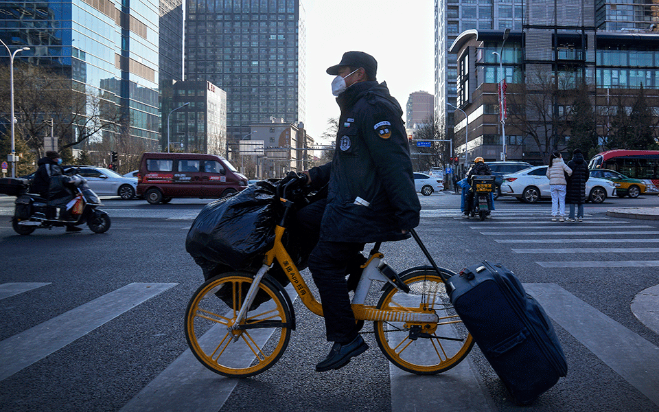 κίνα-τσουνάμι-κορωνοϊού-στην-επαρχ-562223269