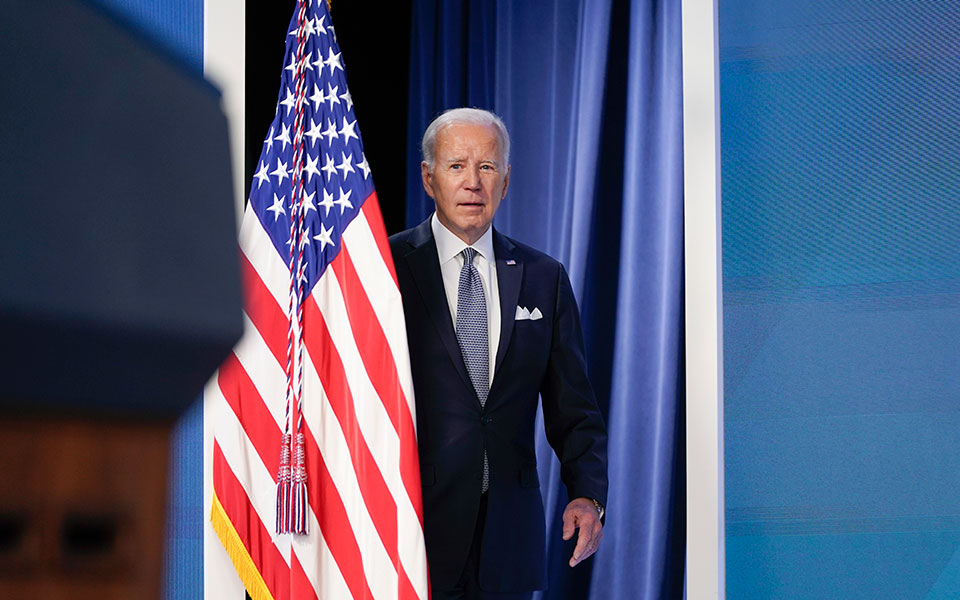 wsj-η-κυβέρνηση-μπάιντεν-θα-ζητήσει-έγκρ-562227286