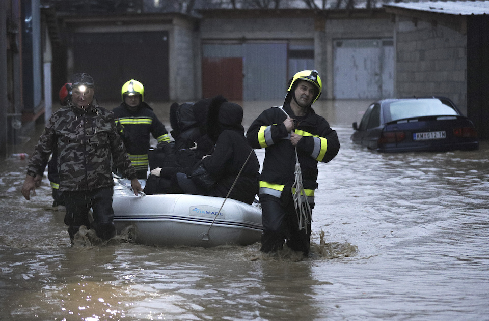 σερβία-πλημύρες-με-έναν-νεκρό-και-έναν-562238482