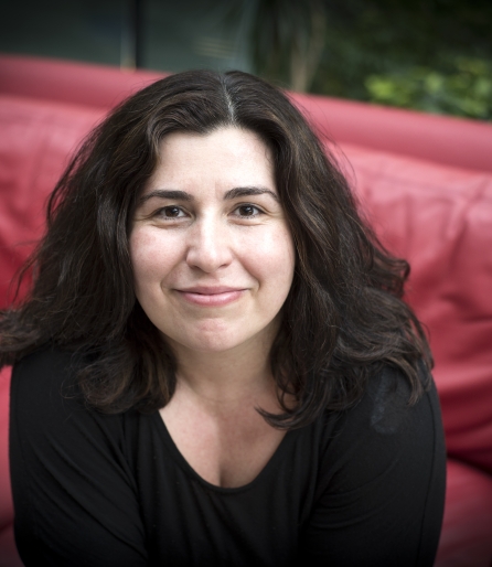 Ασημίνα Αρβανιτάκη: «Οι Έλληνες πρωτοπορούν στις ανακαλύψεις στη Φυσική»-2