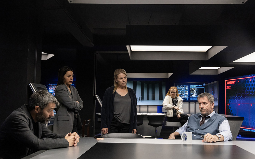 φεβρουάριος-στην-cosmote-tv-με-τον-3ο-κύκλο-της-σ-562255375