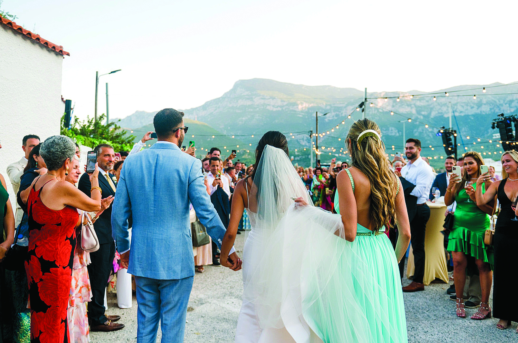 Γάμος 10 εκατομμυρίων με μασέρ και τενίστες-1