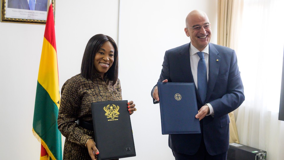 νίκος-δένδιας-πραγματοποιεί-περιοδε-562221637