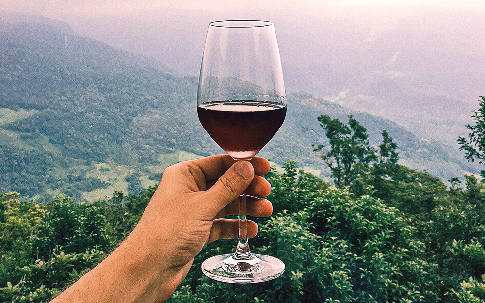 τι-πίνουμε-στα-850μ-υψόμετρο-του-ολύμπου-562247695