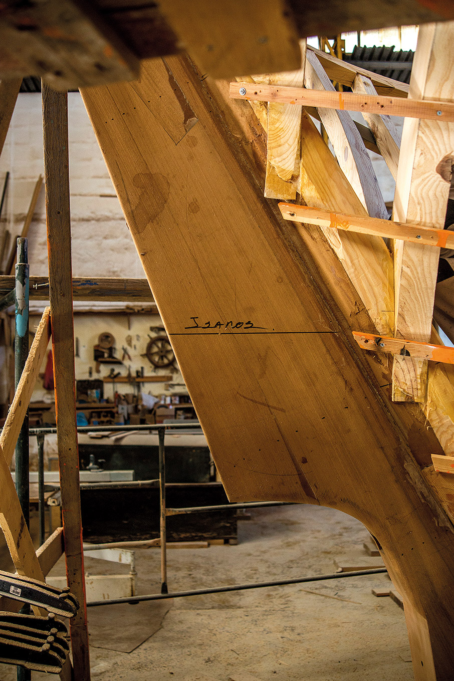 Στην Πάτμο κατασκευάζονται ακόμα παραδοσιακά καΐκια-3