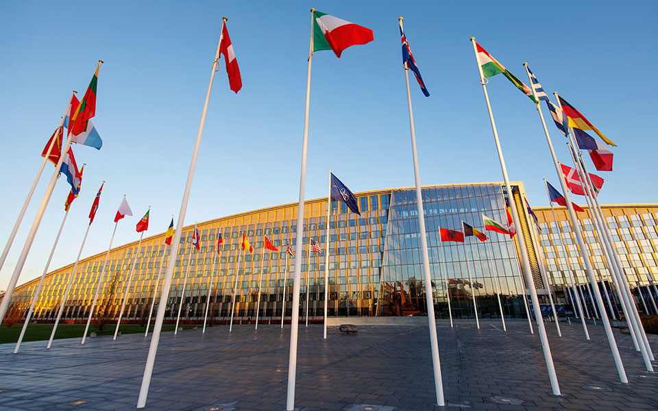 νατο-καιρός-για-φρέσκο-αέρα-τα-562255189