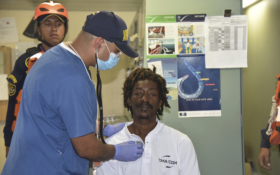 survivor-πραγματικός-ναυαγός-διασώθηκε-μετά-562238191