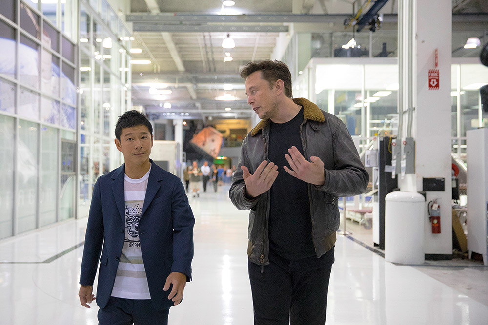 Η φωτογράφος και ο κροίσος που θα βρεθούν μαζί στη Σελήνη -3