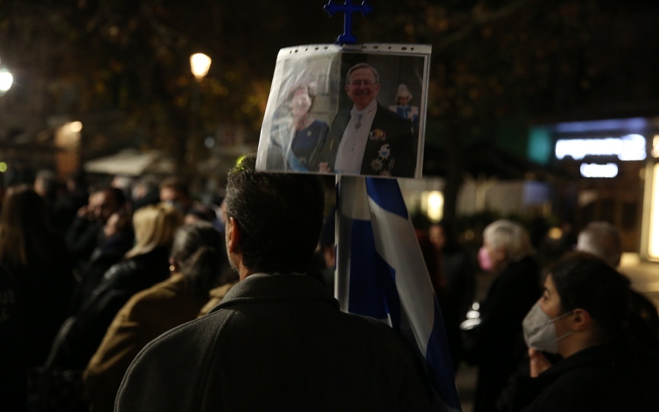 Τέως βασιλιάς Κωνσταντίνος: Στο παρεκκλήσι της Μητρόπολης η σορός του – Το πρόγραμμα της κηδείας-7