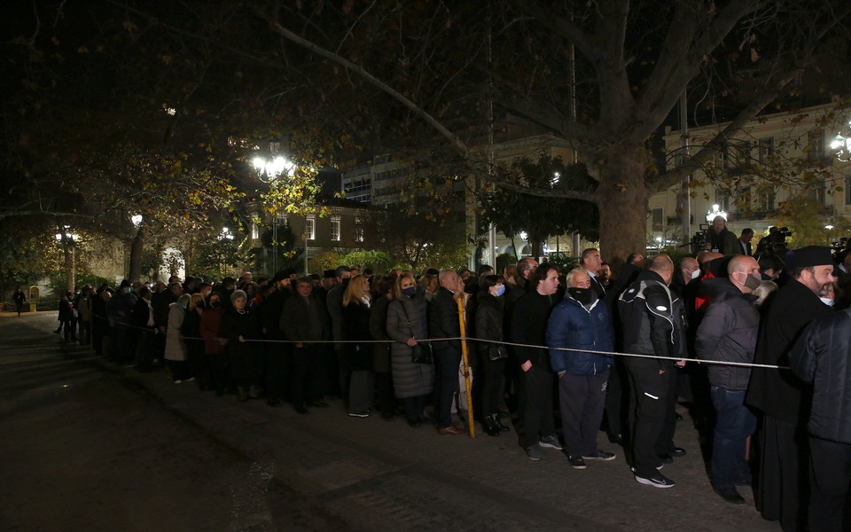 Ενταφιάστηκε στο Τατόι ο τέως βασιλιάς Κωνσταντίνος-14