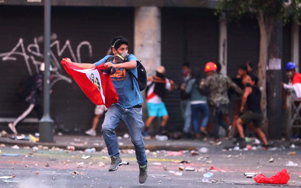 περού-επιμένει-για-πρόωρες-εκλογές-η-μ-562253107