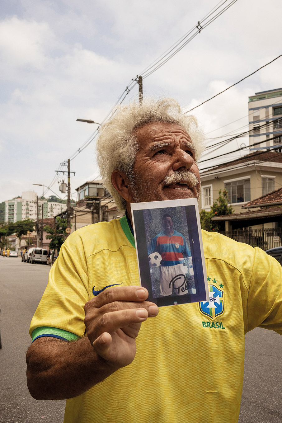 Πελέ: Μια ολόκληρη πόλη αποχαιρετά τον «Βασιλιά» της-1