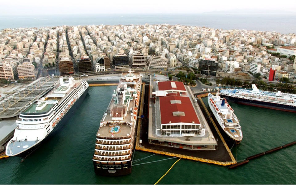 νέοι-χώροι-γραφείων-στο-κέντρο-του-πει-562221052