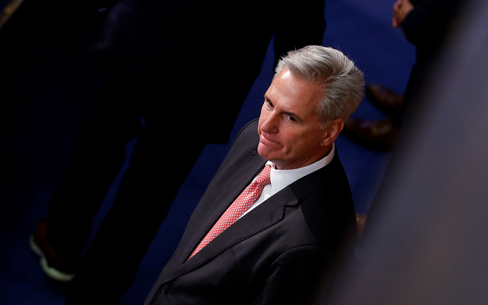 μακάρθι-δεν-κατάφερε-να-εκλεγεί-πρόεδ-562215784