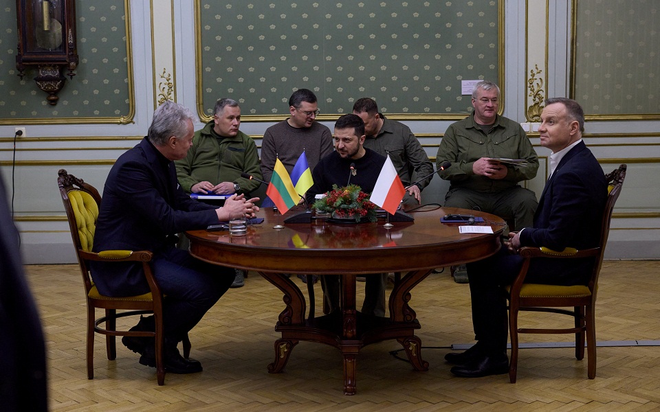 ουκρανία-ο-ζελένσκι-χαιρέτισε-την-από-562224601