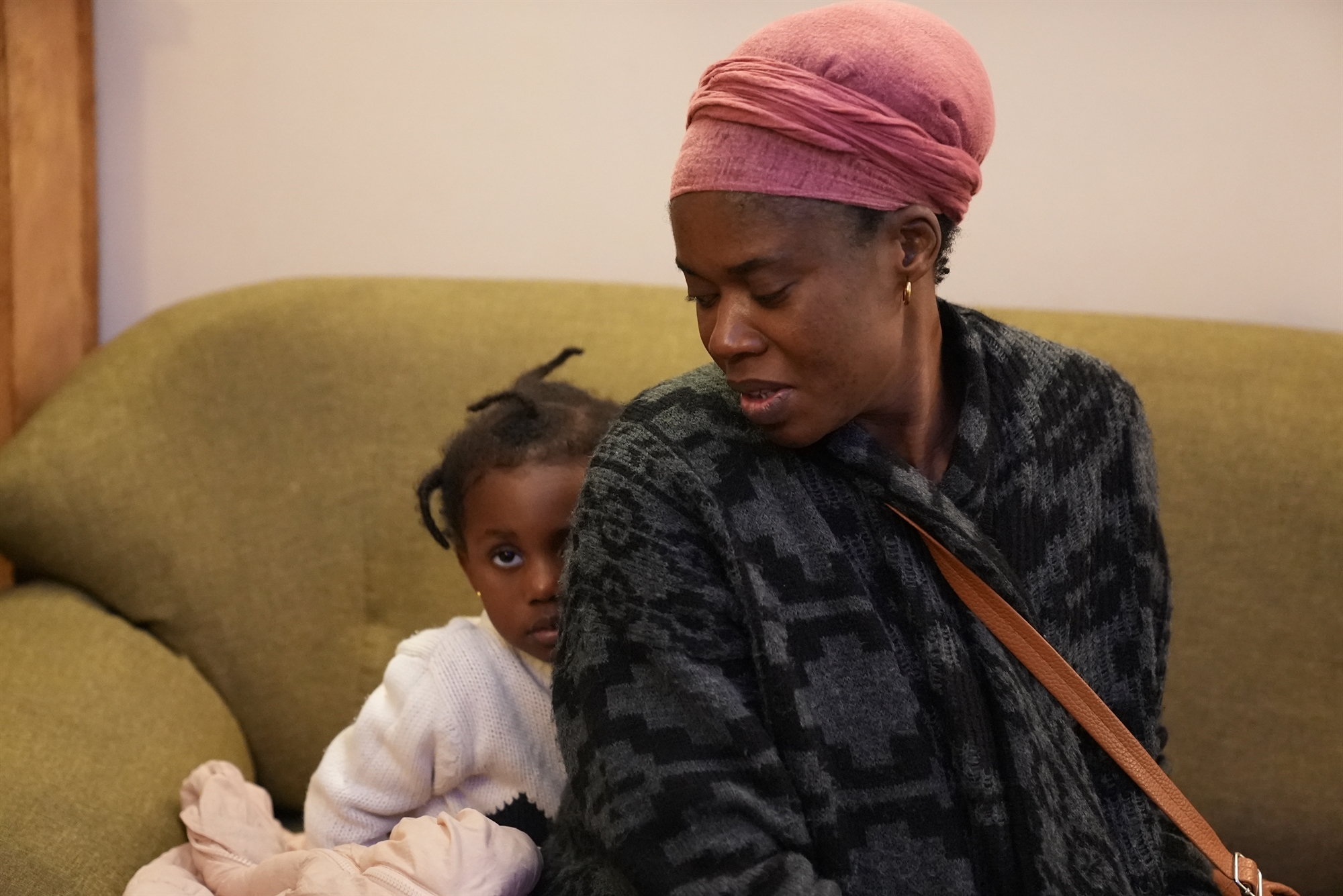 Από τους ξενώνες ξανά στην πλατεία;-2