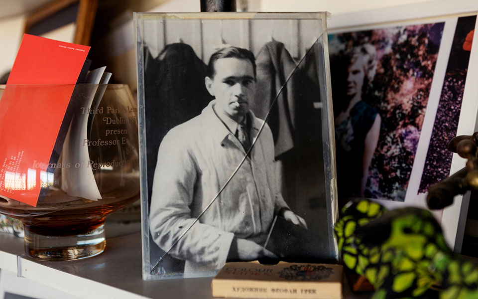 Δρ Μπολιέ: Ο πατέρας του χαπιού της άμβλωσης-4