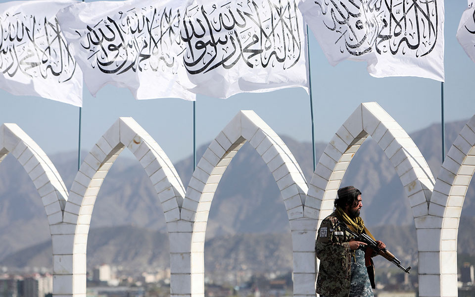 αφγανιστάν-οι-ταλιμπάν-μπλοκάρουν-τη-562252384