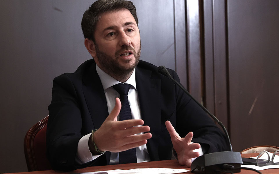 θεωρείο-πρόσκληση-στον-βαρθολομαίο-562229410