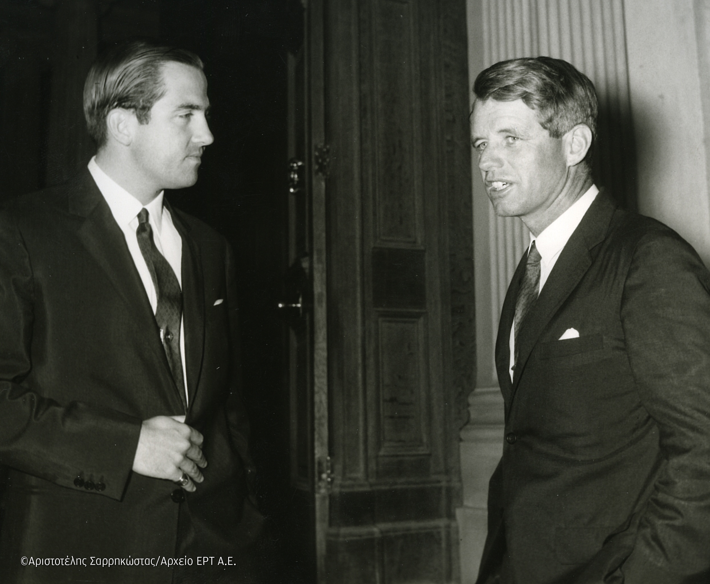 Τέως βασιλιάς Κωνσταντίνος: Σπάνια στιγμιότυπα από τη ζωή του μέσα από το αρχείο του Αριστοτέλη Σαρρηκώστα-8