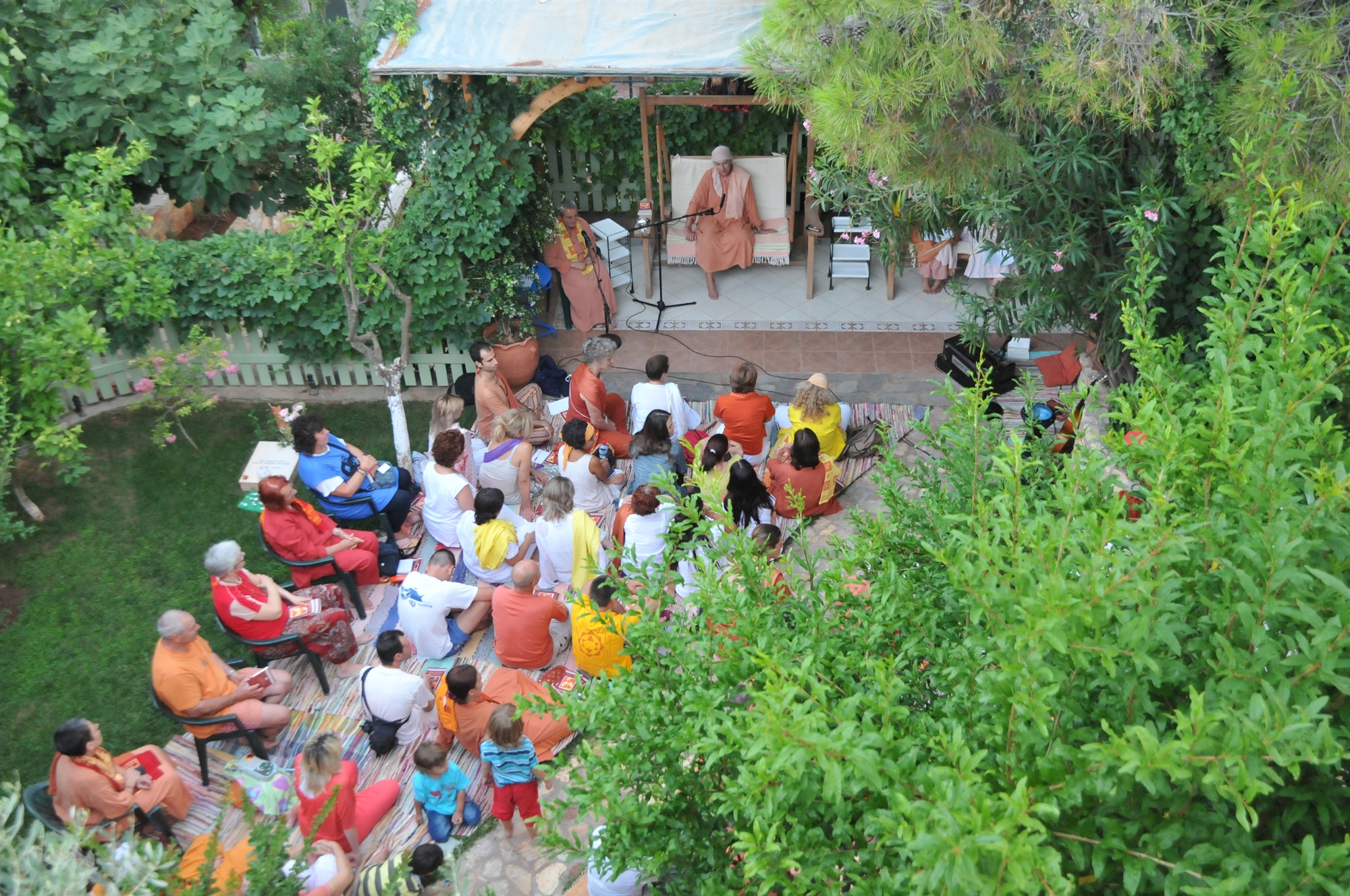 η-γυναίκα-που-έφερε-τη-γιόγκα-στην-ελλά-562254304