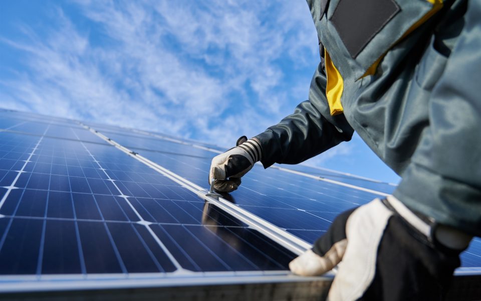 τρία-νέα-φωτοβολταϊκά-πάρκα-στη-δ-μακε-562235932