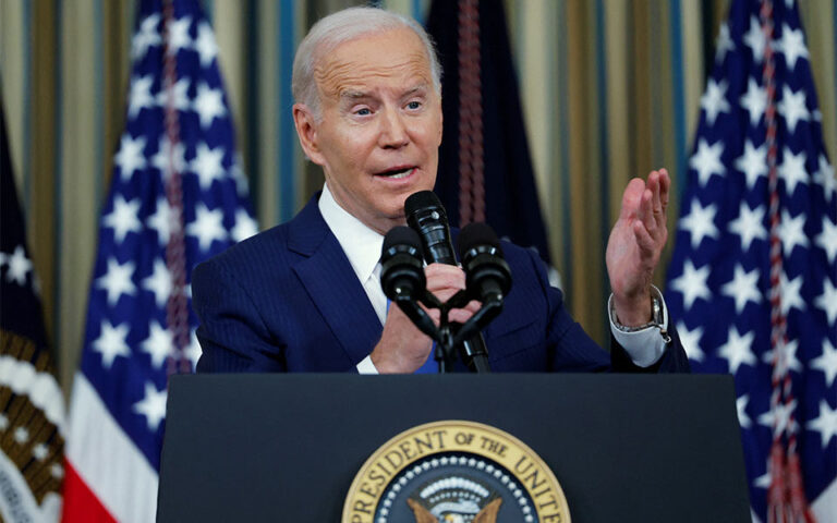 μπάιντεν-ο-πούτιν-αναζητεί-οξυγόνο-562215718