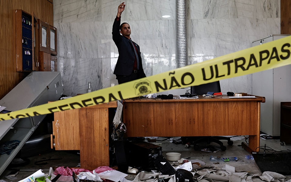 Βραζιλία: Η επόμενη ημέρα μιας αναμενόμενης εισβολής – Η αντίδραση του Λούλα, ο ρόλος του Μπολσονάρο-2