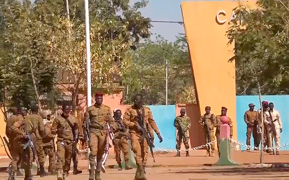 μπουρκίνα-φάσο-απελευθερώθηκαν-62-γυνα-562239724