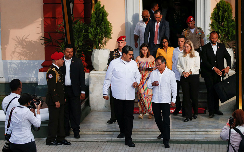 βενεζουέλα-αιφνιδιαστική-επίσκεψη-τ-562218490