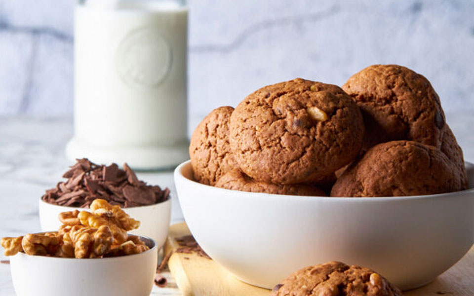 cookies-σοκολάτας-με-καρύδια-και-μέλι-562252414