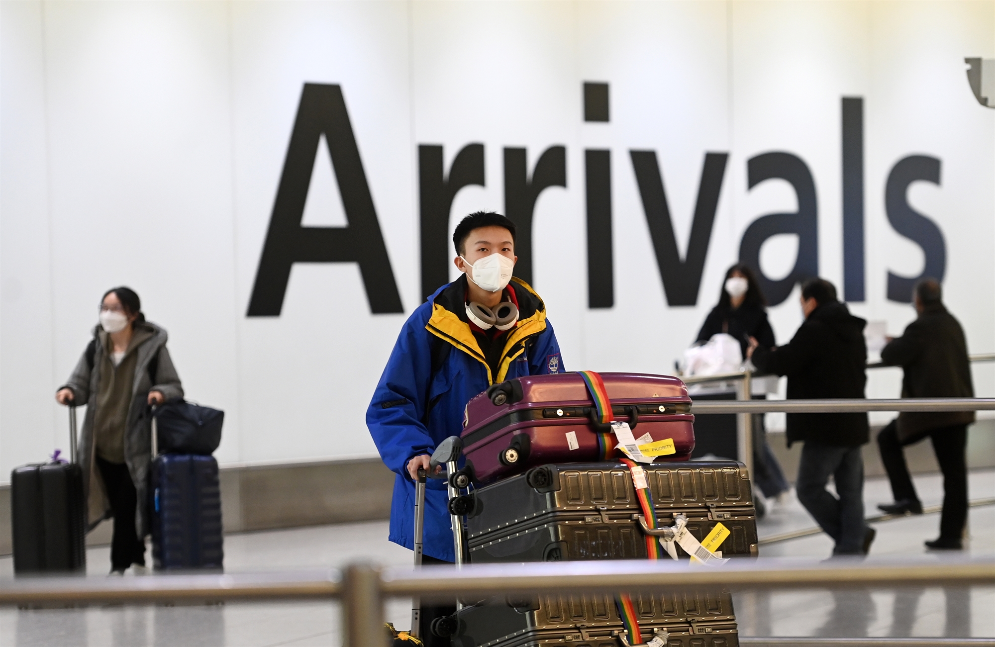 ε-ε-κίνα-η-πλάστιγγα-γέρνει-προς-τα-τε-562214428