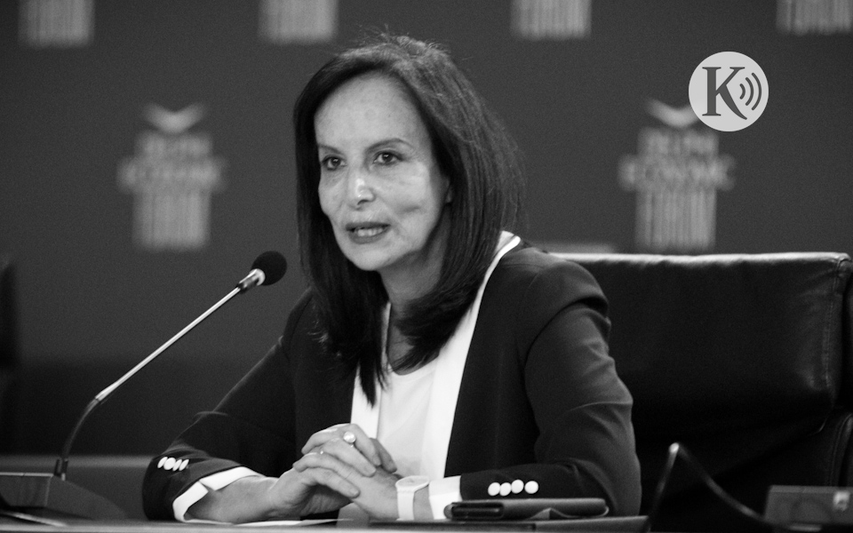 ράδιο-κ-η-τεχνητή-νοημοσύνη-και-οι-αλ-562219585