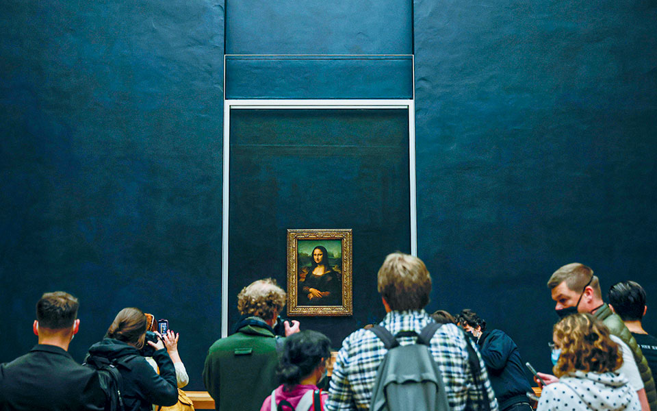 κόφτης-στους-ημερήσιους-επισκέπτε-562221196