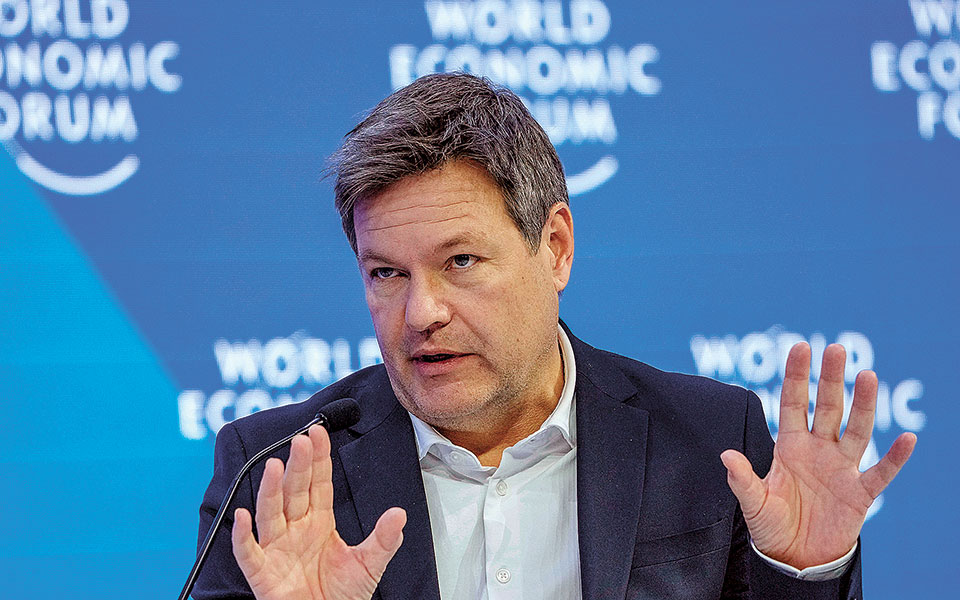 νταβός-καμπανάκι-για-νέους-εμπορικ-562234066