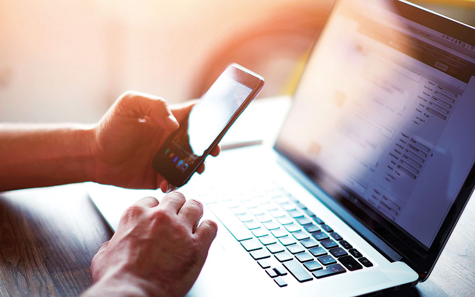 τηλεπικοινωνίες-φρενάρει-έναν-πόλεμ-562251907