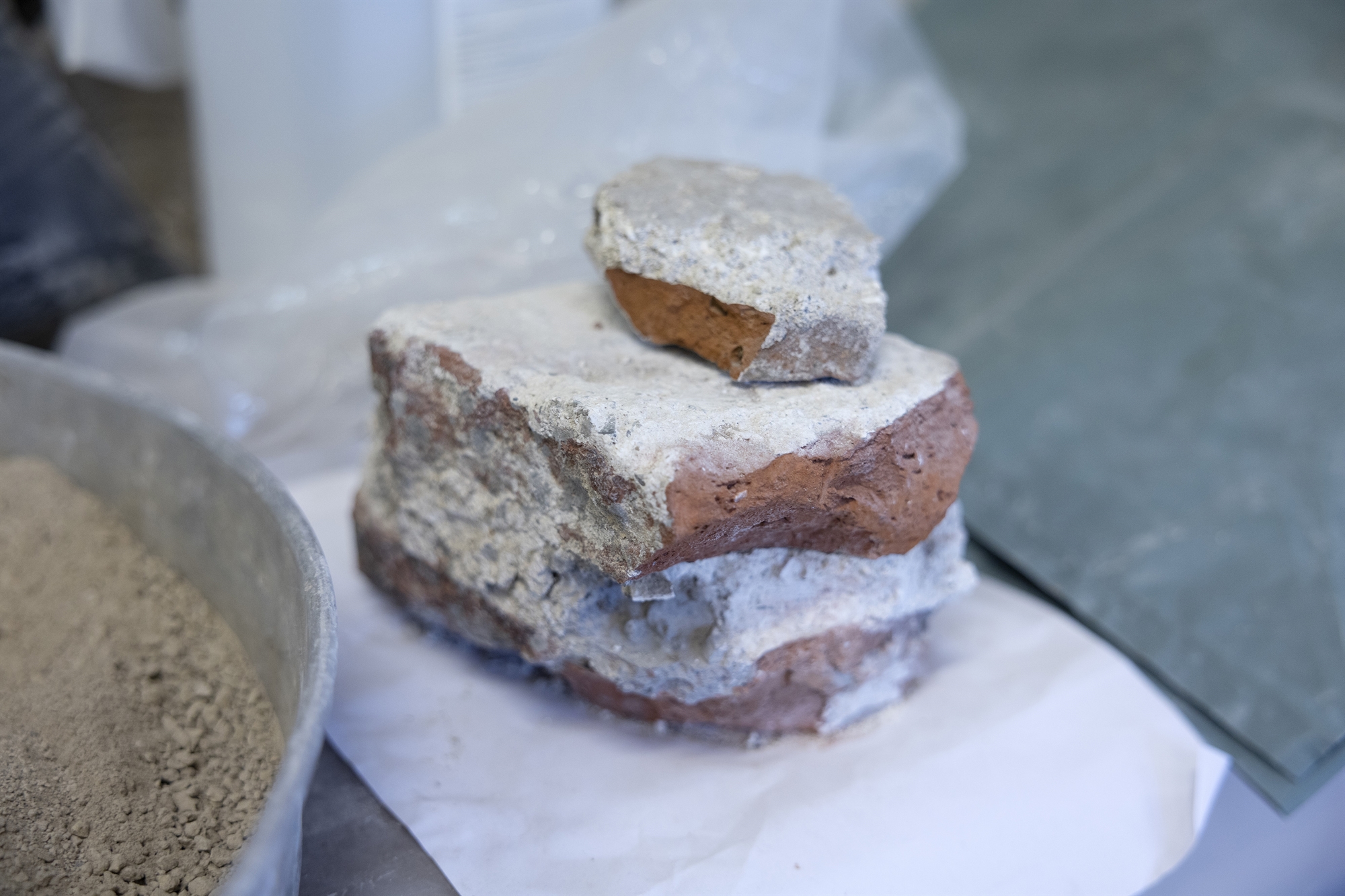 Γιατρεύοντας τους ιστούς της Ιστορίας-3