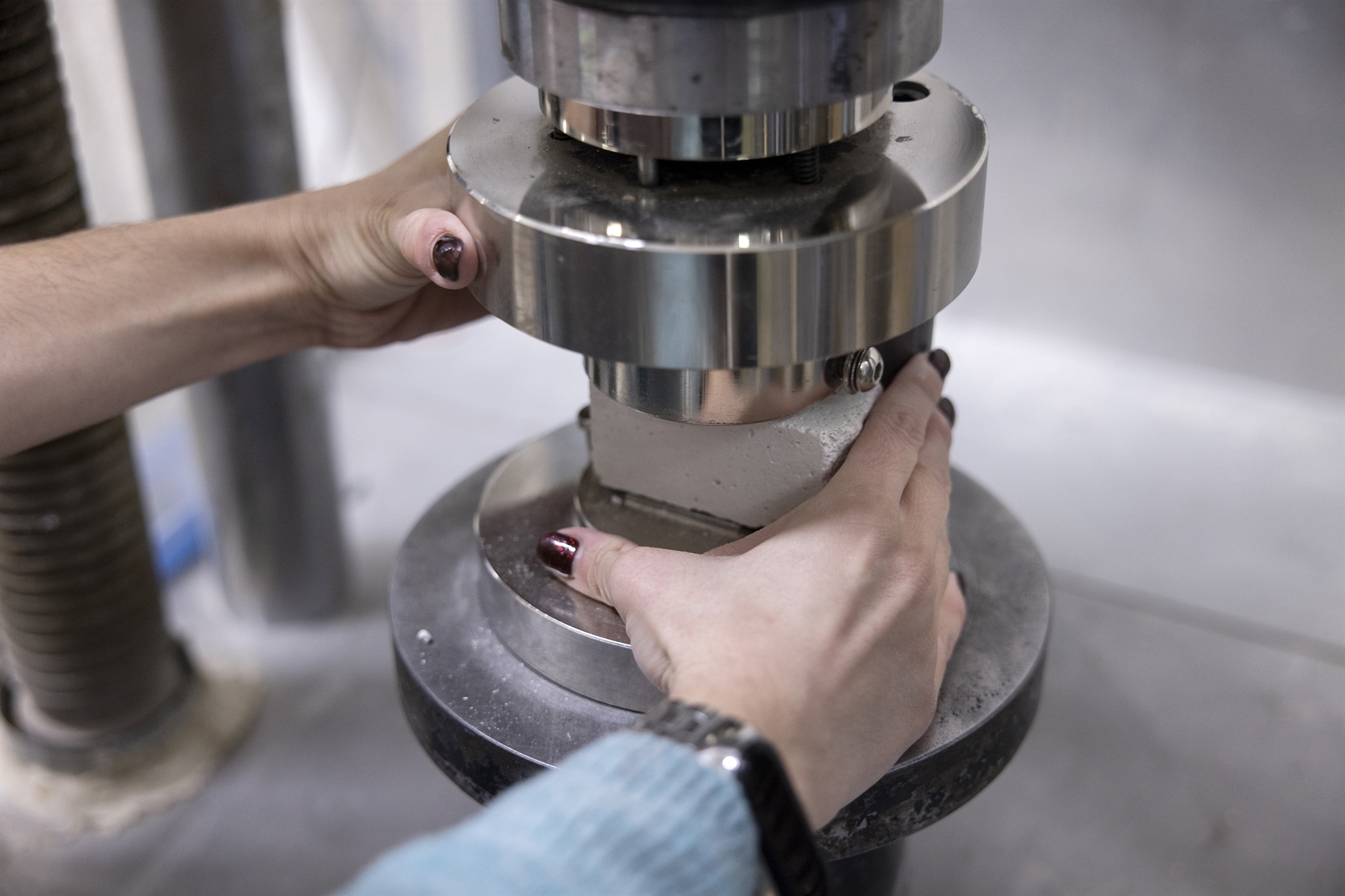 Γιατρεύοντας τους ιστούς της Ιστορίας-2